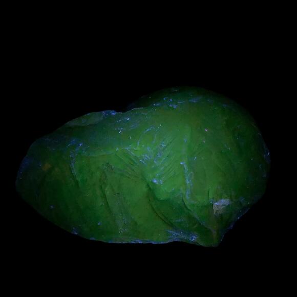 Cobalt Blue Manganese Fenton Glowing Art Glass Cullet #4GX14 - Picture 2 of 8